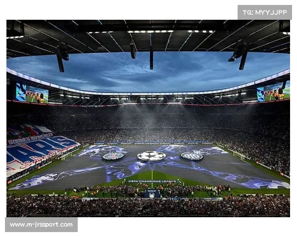 欧冠主题曲响彻安菲尔德，球迷嘘声表达对欧足联不满