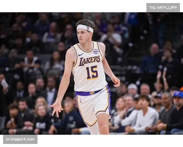 事件脉络：从落选秀到关键首发，里夫斯在湖人的成长之路